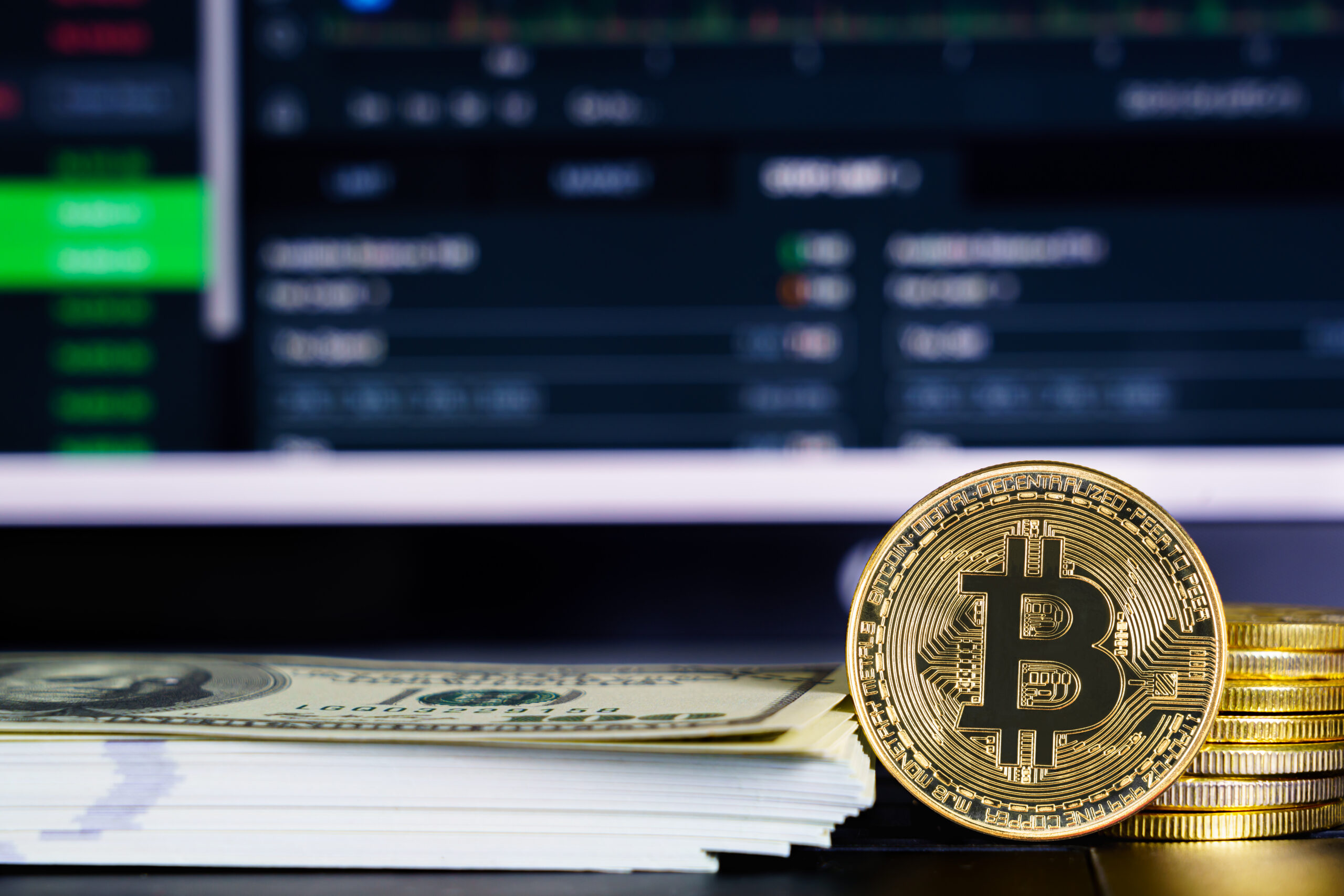 Bitcoin currency with US currency
